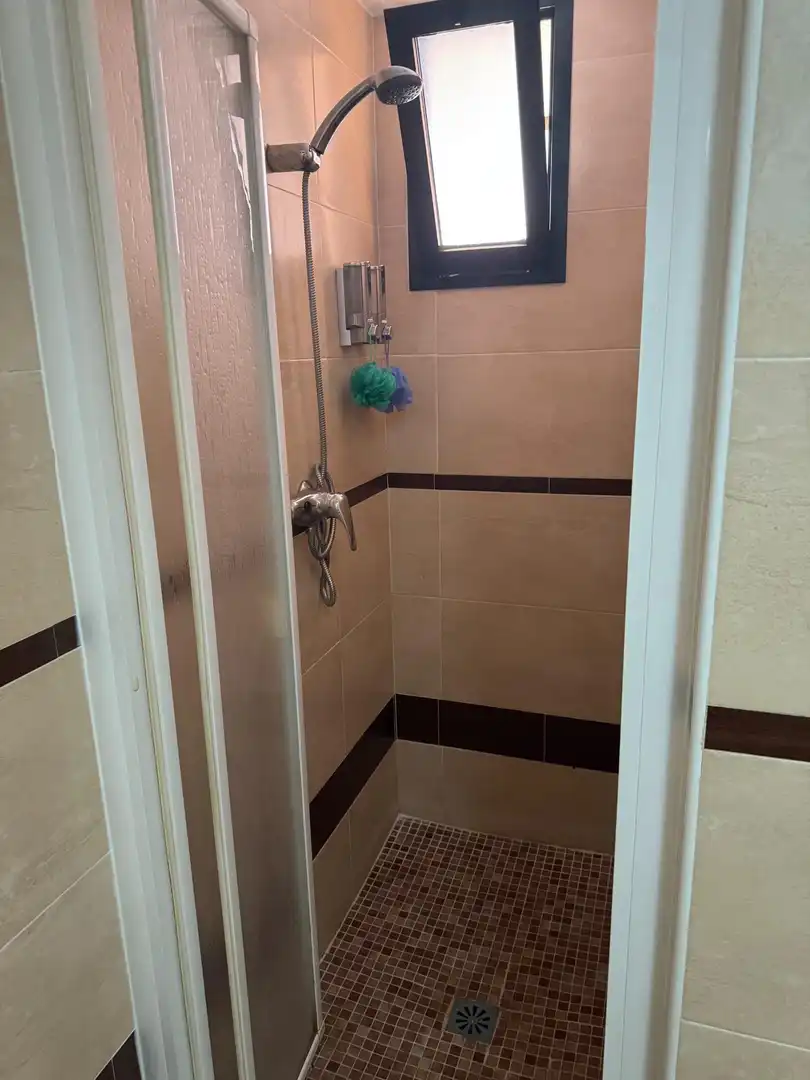 Baño de Apartamento en venta en Guardamar del Segura con Aire acondicionado, Calefacción y Terraza