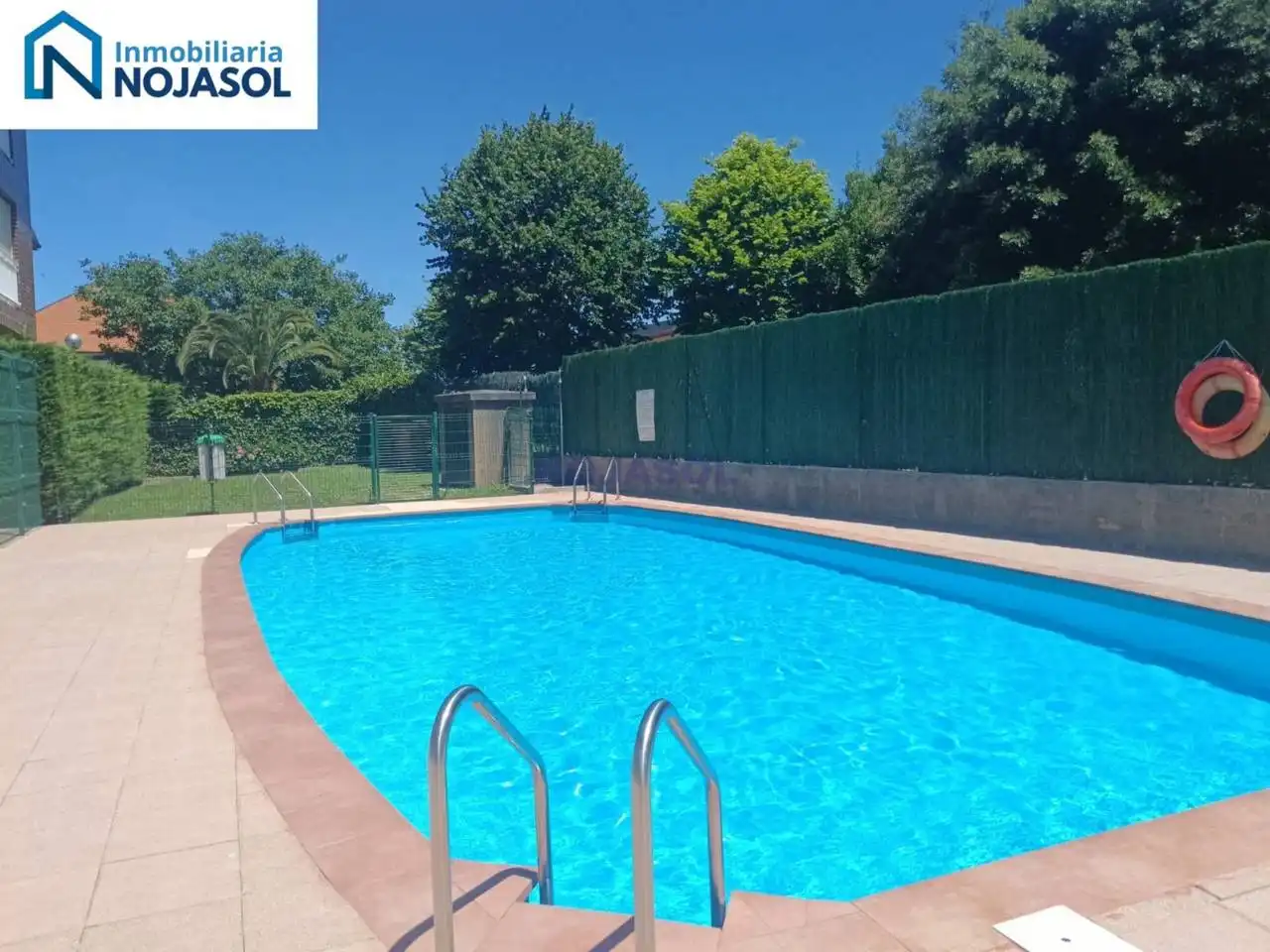 Piscina de Apartamento en venta en Bareyo con Calefacción, Terraza y Trastero