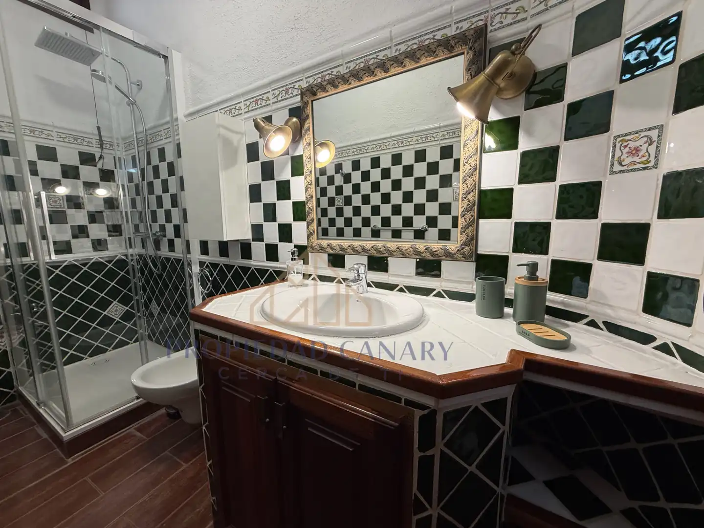 Bathroom of Flat for rent in Santa Úrsula  with Terrace, Furnished and Oven