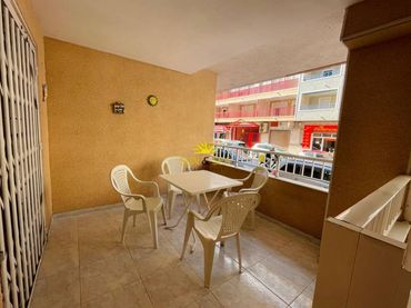 Appartement compact avec balcon à louer à Playa del Cura