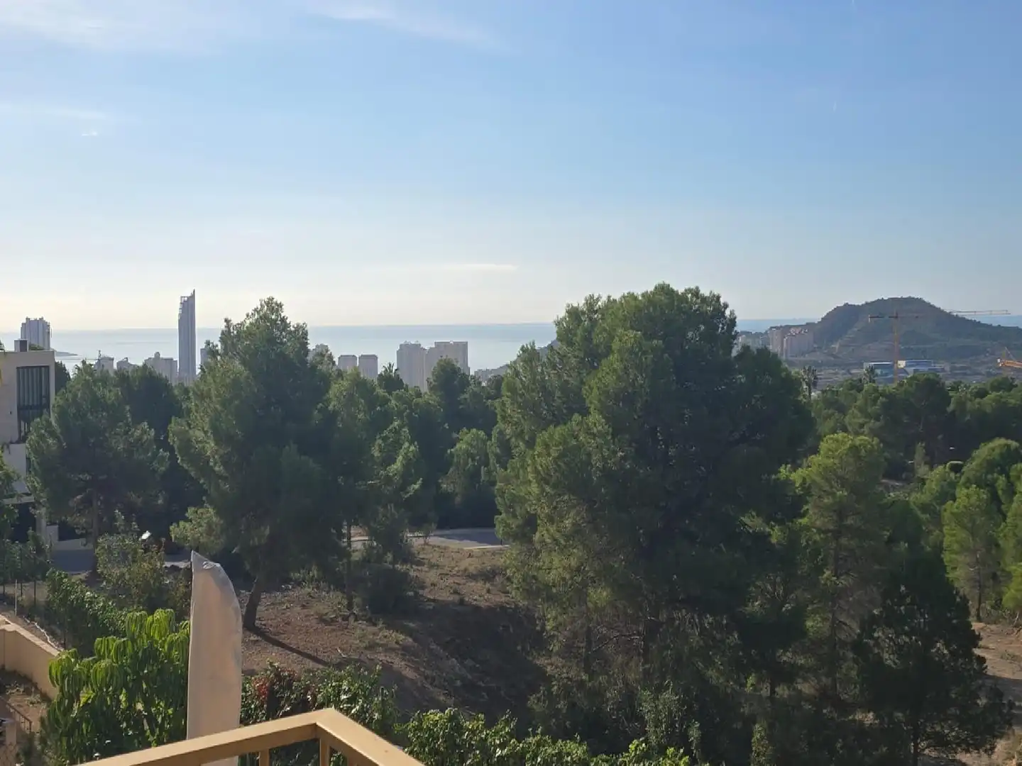 Vista exterior de Pis en venda en Finestrat amb Terrassa i Piscina comunitària