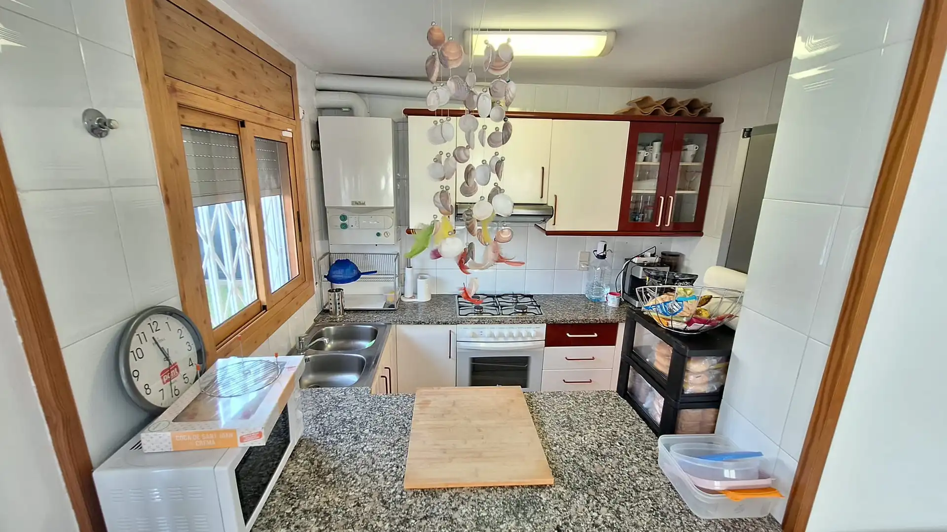 Cocina de Apartamento de alquiler en El Vendrell con Calefacción y Jardín privado