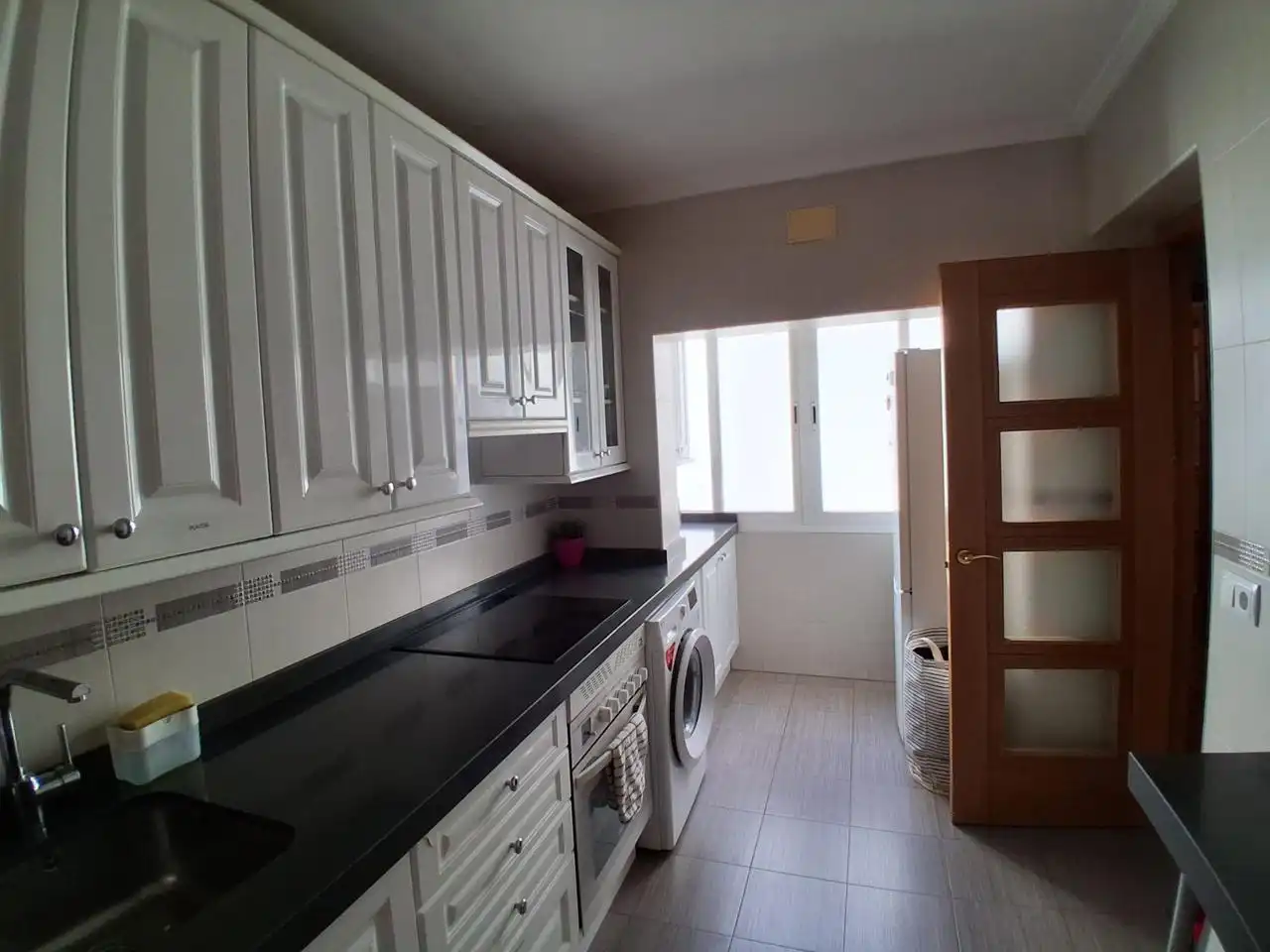 Kitchen of Apartments for share in Madrid  with Air Conditioner, Furnished and Internet