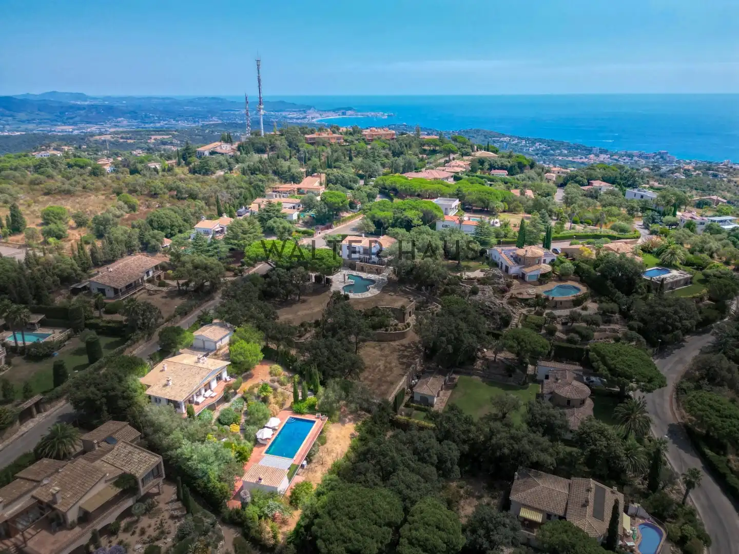 Casa amb terrassa en venda a Avinguda de Vallvanera, imagen 42