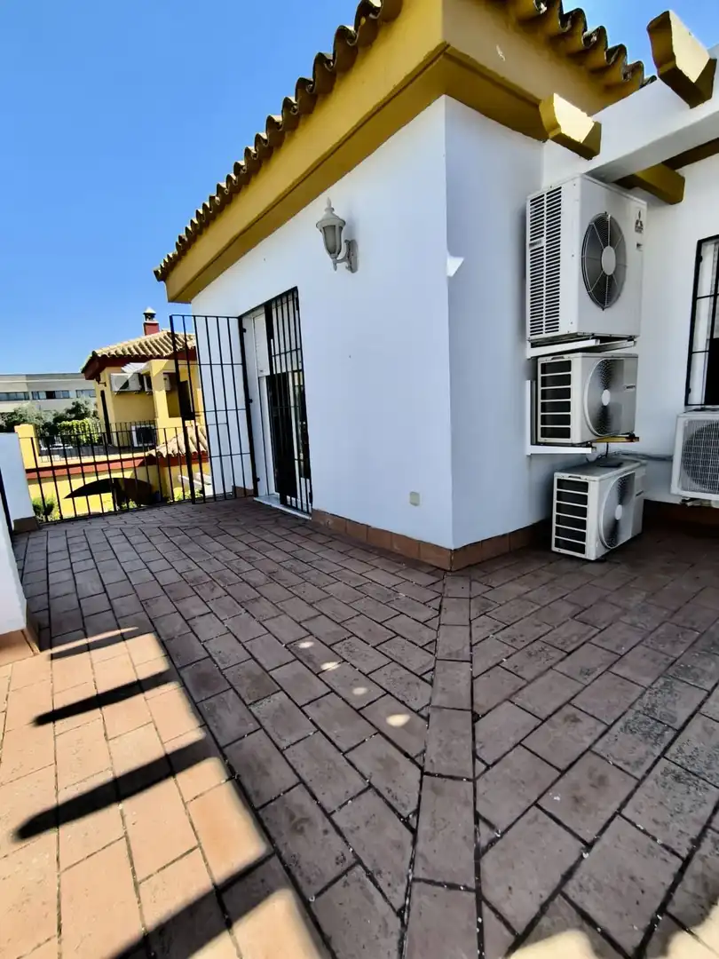 Terrace of Houses for sale in Avenida Juan Diego