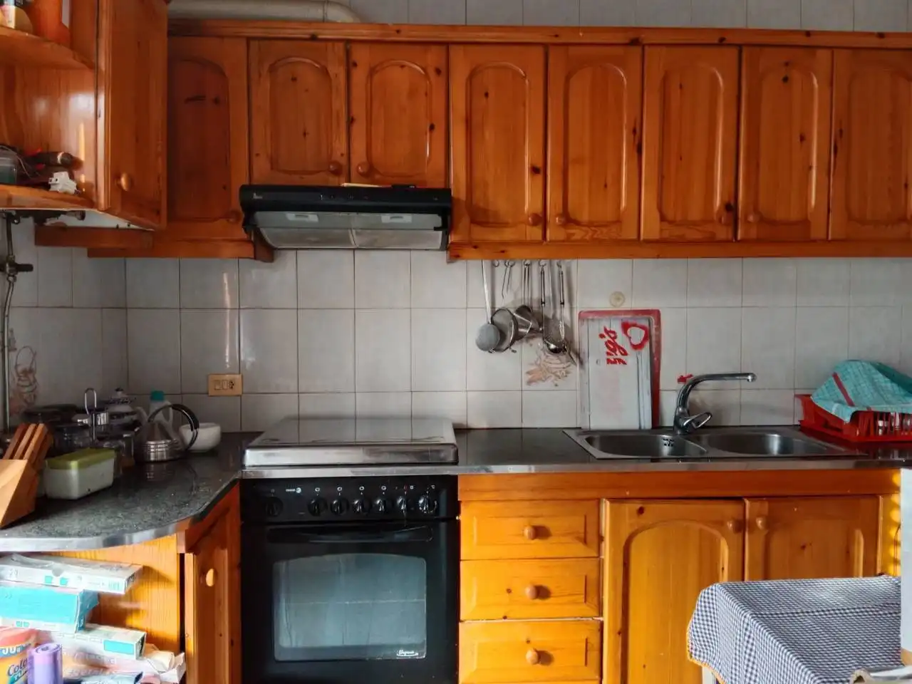 Cuina de Casa o xalet en venda en Tamarite de Litera amb Terrassa i Moblat