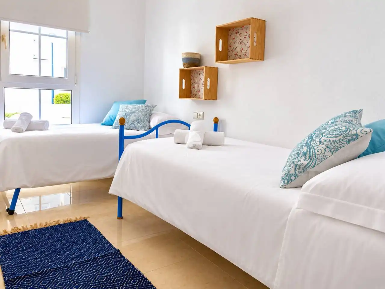 Appartamento con terrazza in affitto a Urbanizacion Playa Linda, imagen 8