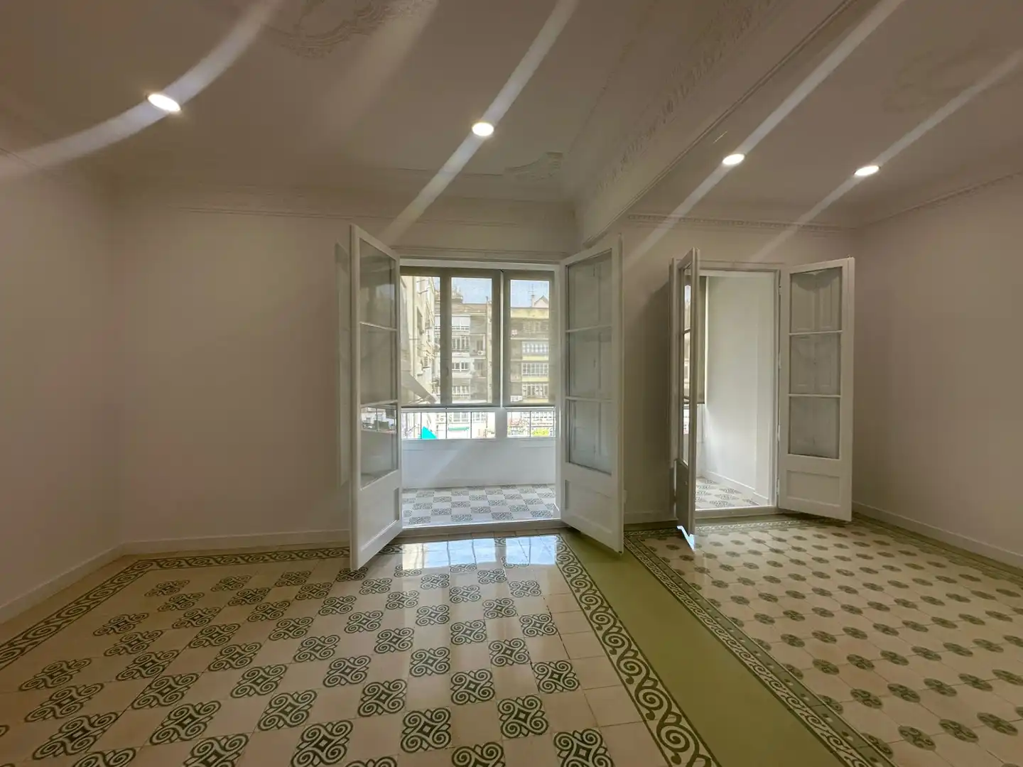 Piso en venta en Barcelona con Aire acondicionado, Calefacción y Trastero