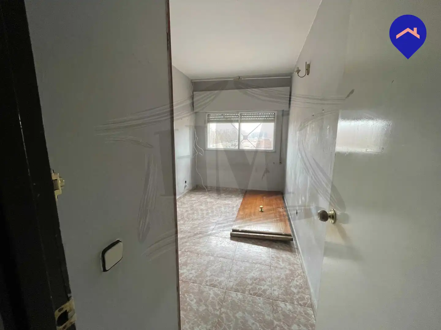 Piso en venta en Madrid con Calefacción, Terraza y Balcón