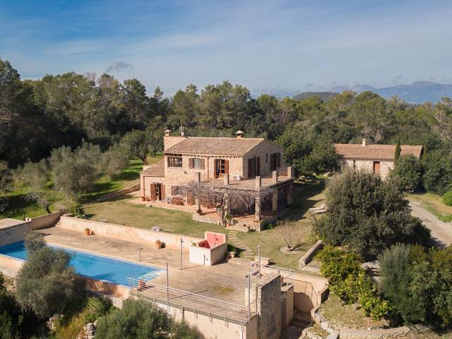 Casa-chalet en Venta en Petra