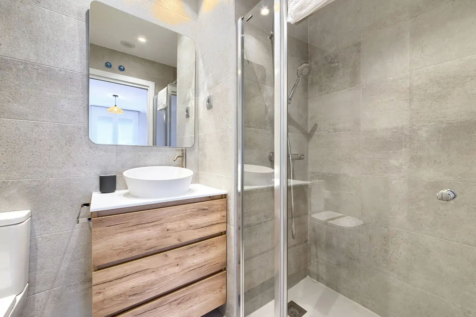 Baño de Piso de alquiler en Galdakao con Calefacción, Amueblado y Horno