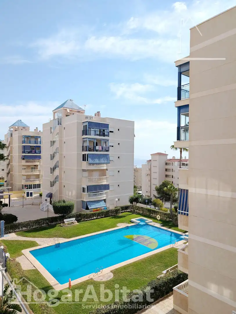 Exterior view of Flat for sale in Elche / Elx  with Air Conditioner, Heating and Parquet flooring