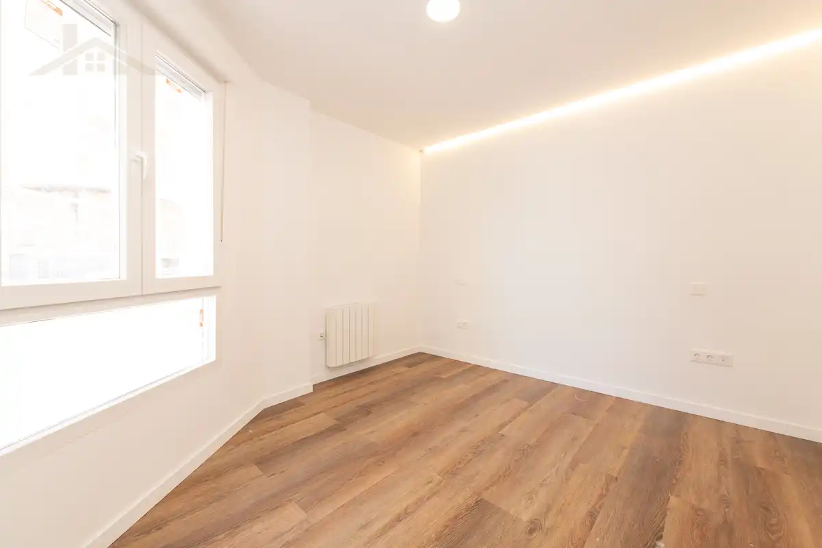 Schlafzimmer von Wohnungen zum Verkauf in San Sebastián de los Reyes mit Klimaanlage