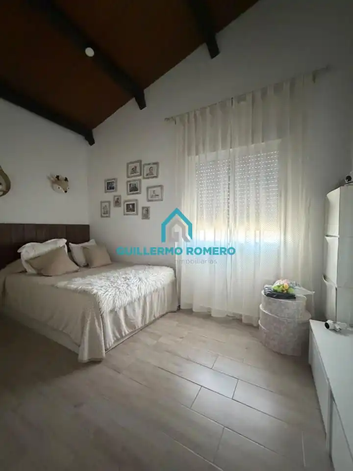 Bedroom of Country homes for sale in La Puebla del Río