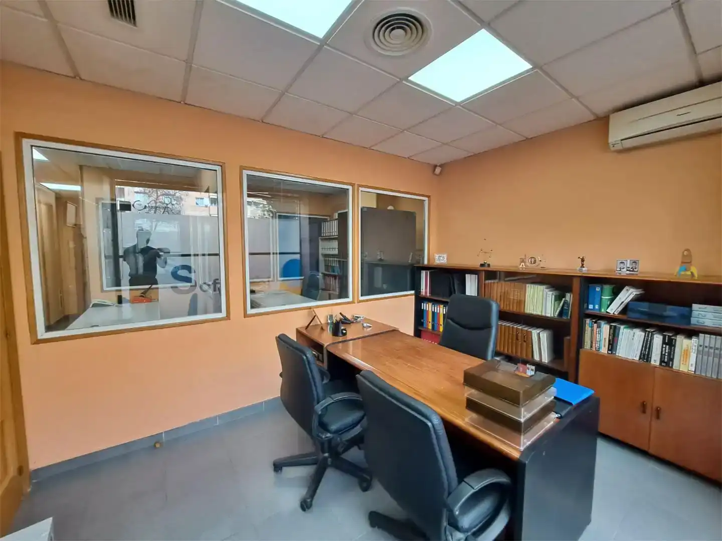 Local en venta en Zaragoza con Aire acondicionado y Amueblado