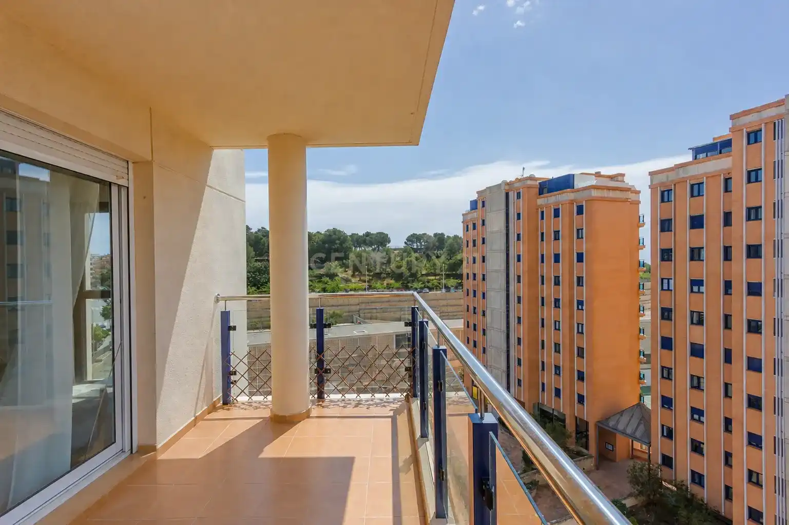 Terraza de Apartamento en venta en Calpe / Calp con Aire acondicionado, Piscina y Lavadora