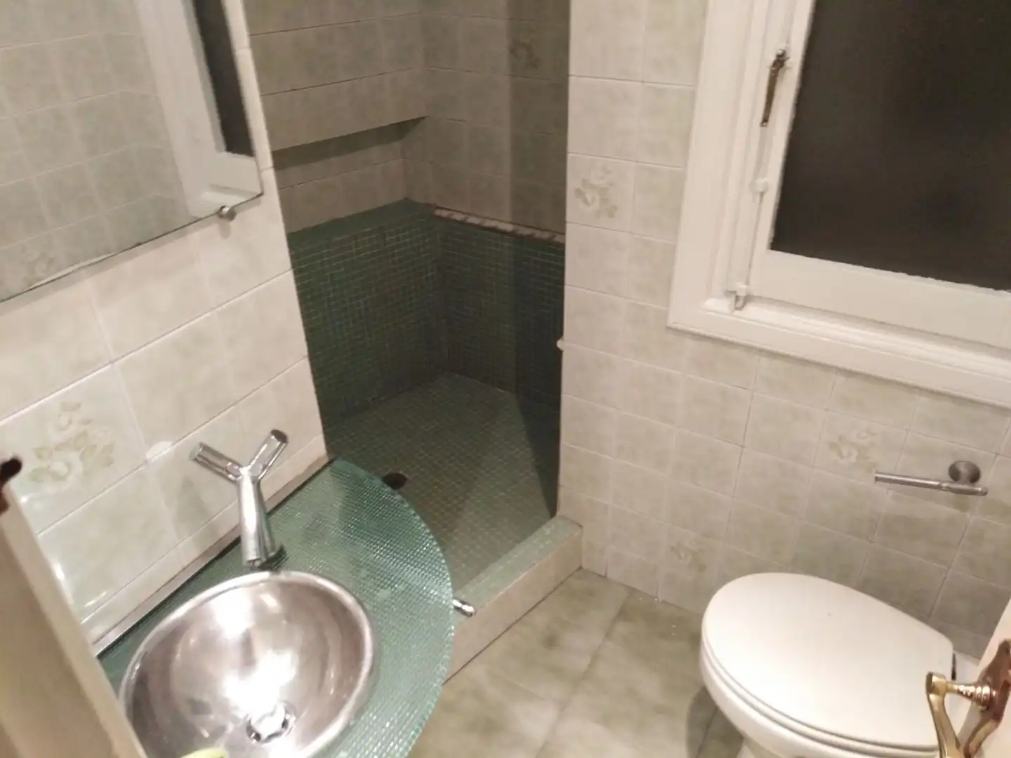 Flat for rent in Antso Jakituna Hiribidea, Amara