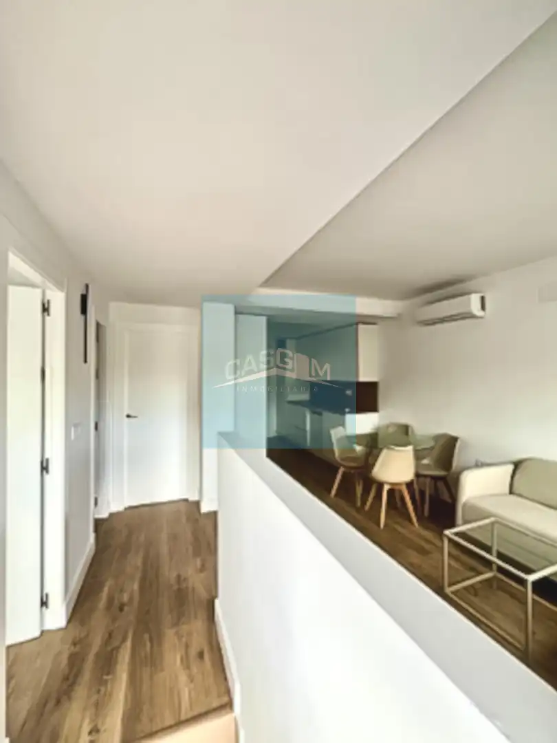 Schlafzimmer von Wohnung zum Verkauf in Huelva mit Klimaanlage, Parkett und Möbliert