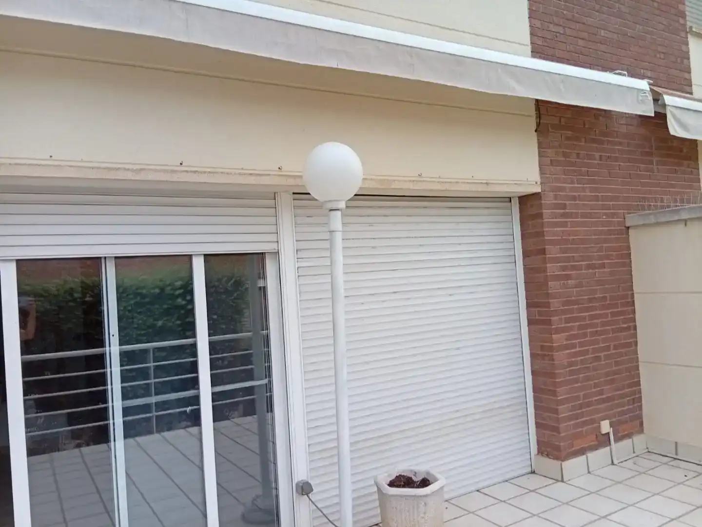 Vista exterior de Casa o xalet en venda en Benavent de Segrià amb Aire condicionat
