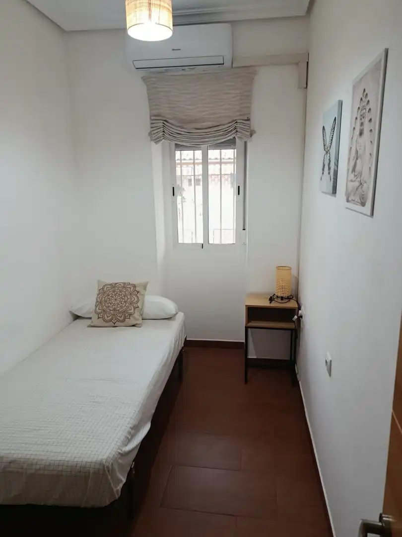 Dormitori de Pis en venda en Sur