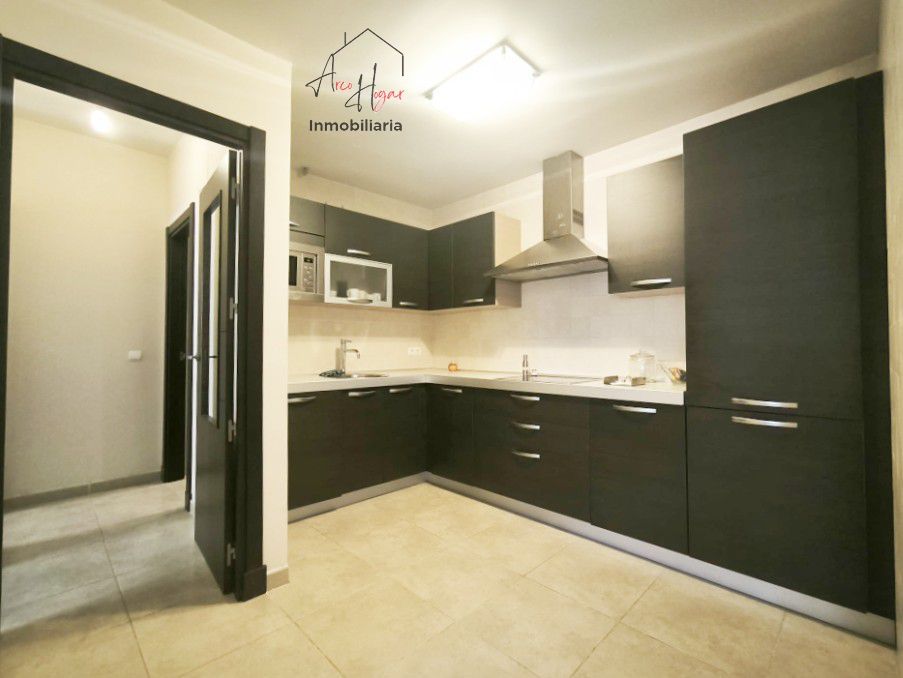 Kitchen of Flat for sale in Salamanca Capital  with Heating