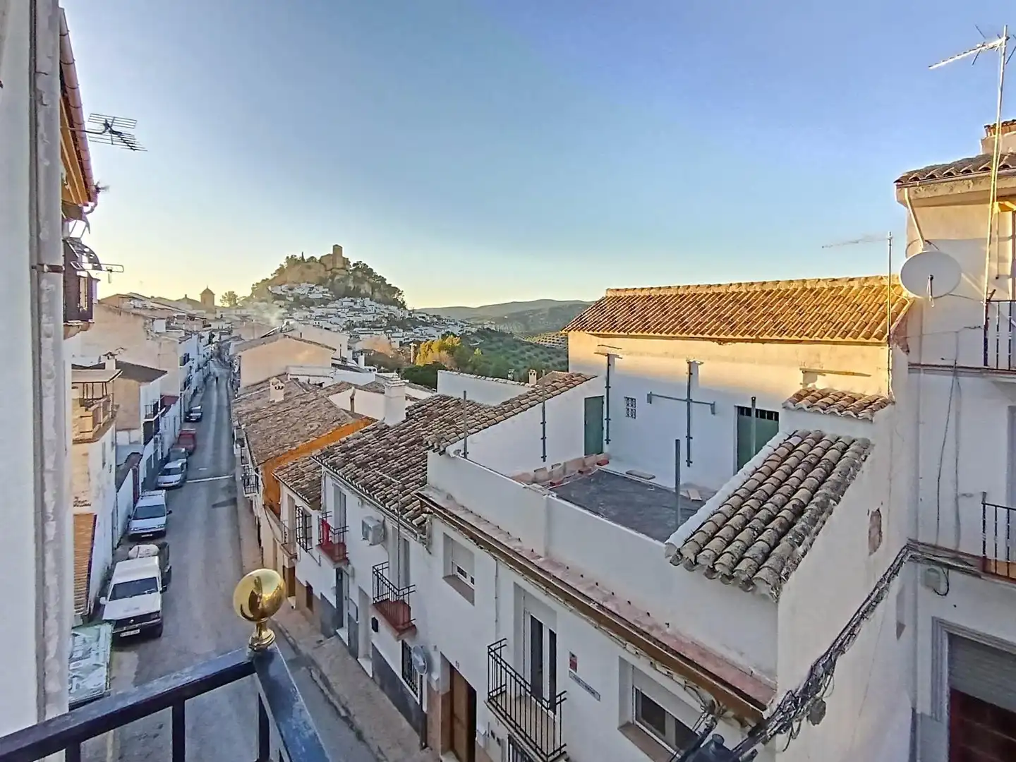 Vista exterior de Piso en venta en Montefrío