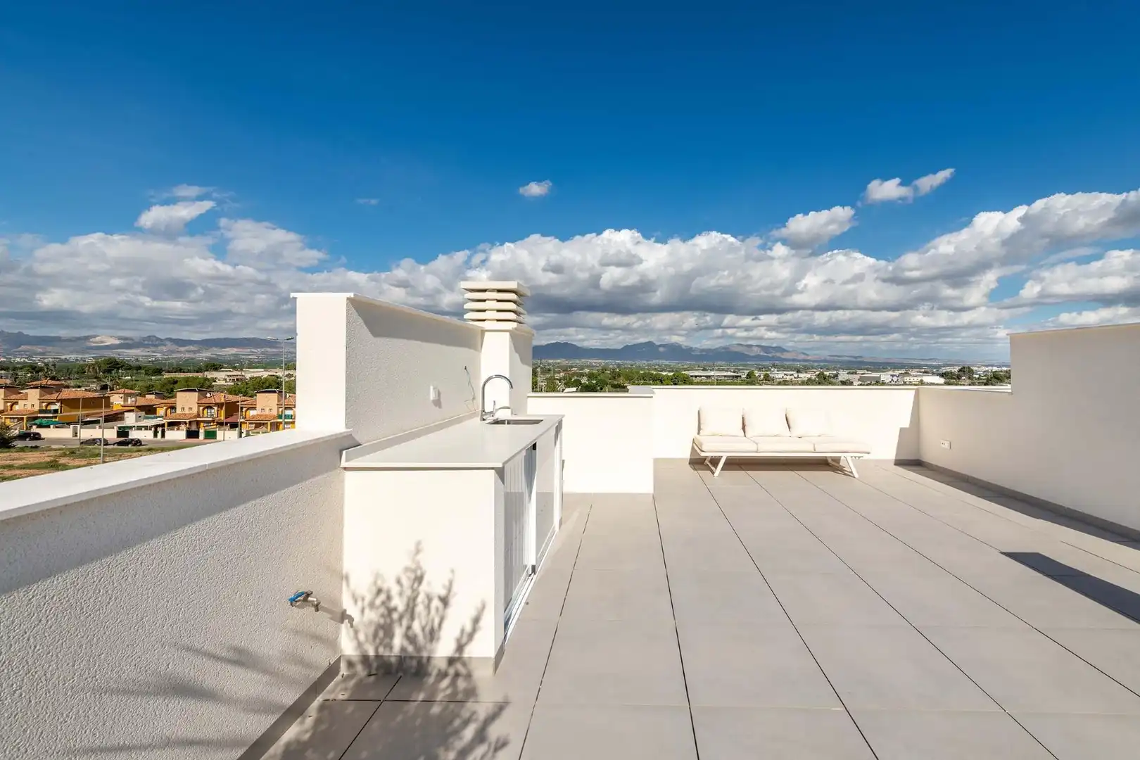 Terraced house with pool for sale in INGLATERRA, imagen 12