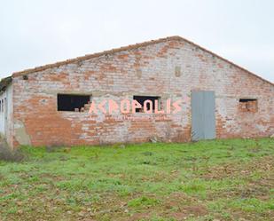 Exterior view of Industrial buildings for sale in Pozuelo del Páramo