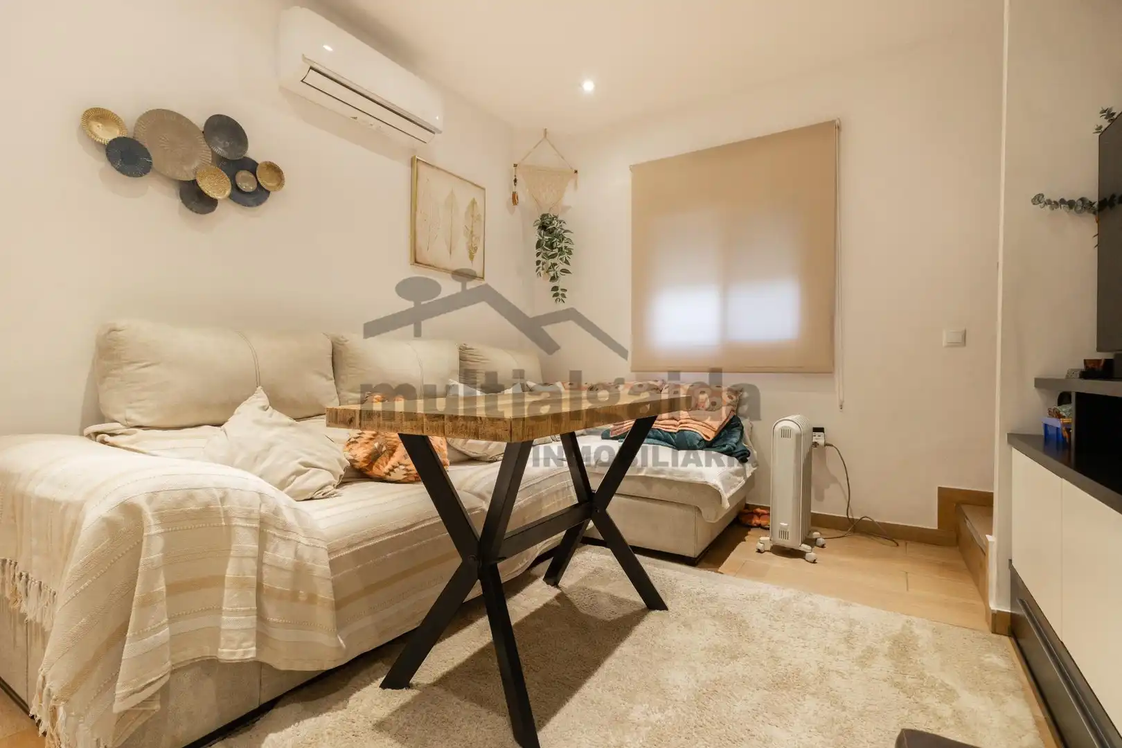 Living room of Houses for sale in Sanlúcar de Barrameda  with Air Conditioner, Terrace and Storage room