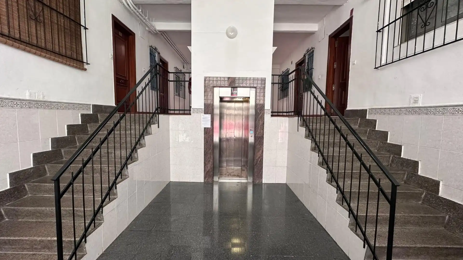 Flat for sale in Alicante / Alacant  with Air Conditioner and Balcony