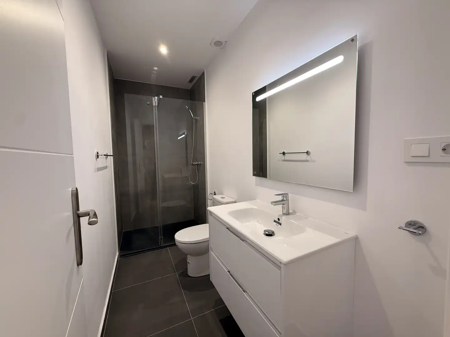 Baño de Piso de alquiler en Valencia con Aire acondicionado y Parquet
