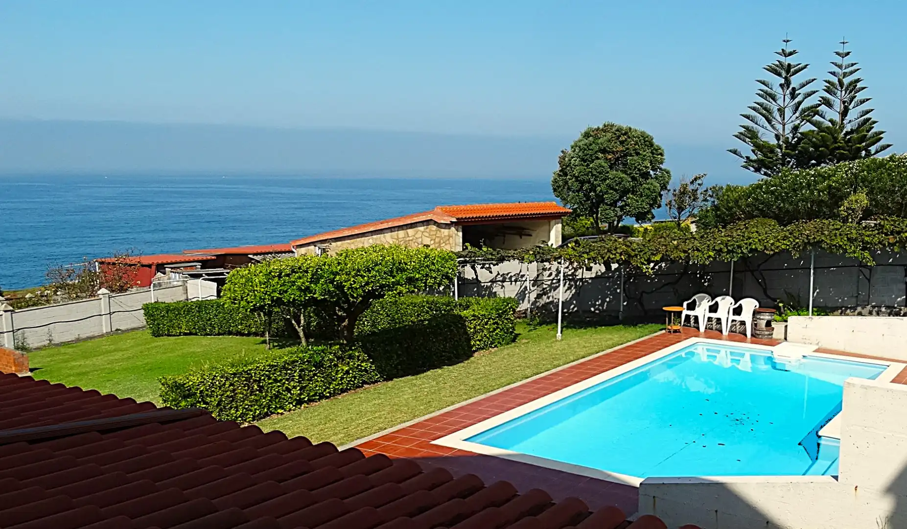 Jardí de Casa o xalet en venda en Valdoviño amb Calefacció, Jardí privat i Parquet