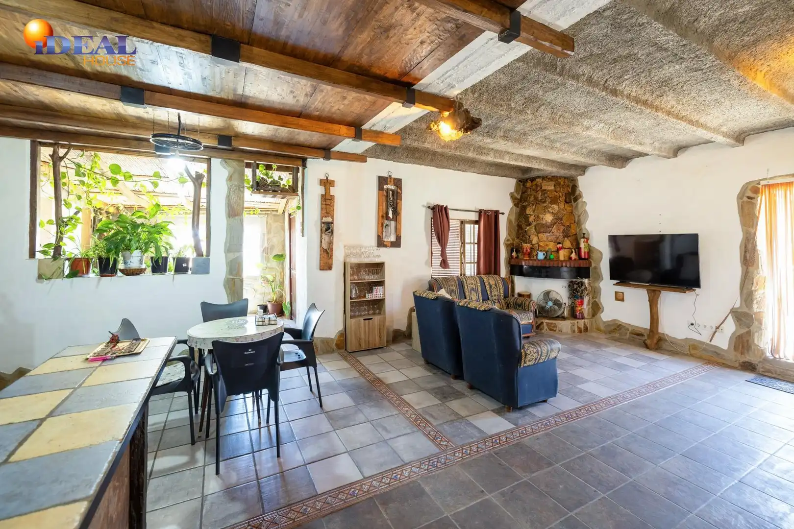 Sala de estar de Casa o chalet en venta en Huéneja con Aire acondicionado y Trastero