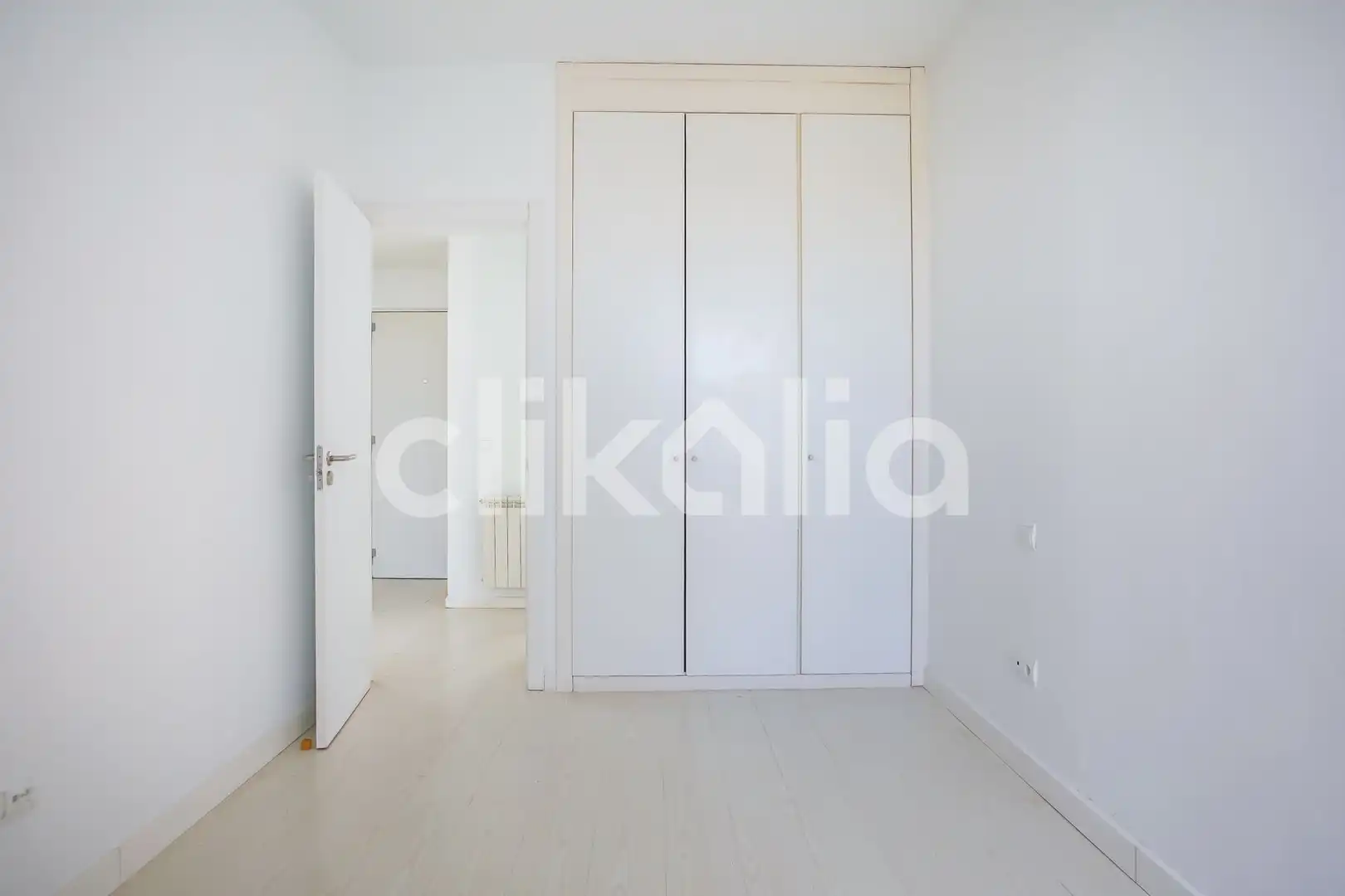 Habitación de Piso en venta en Madrid con Calefacción, Terraza y Trastero