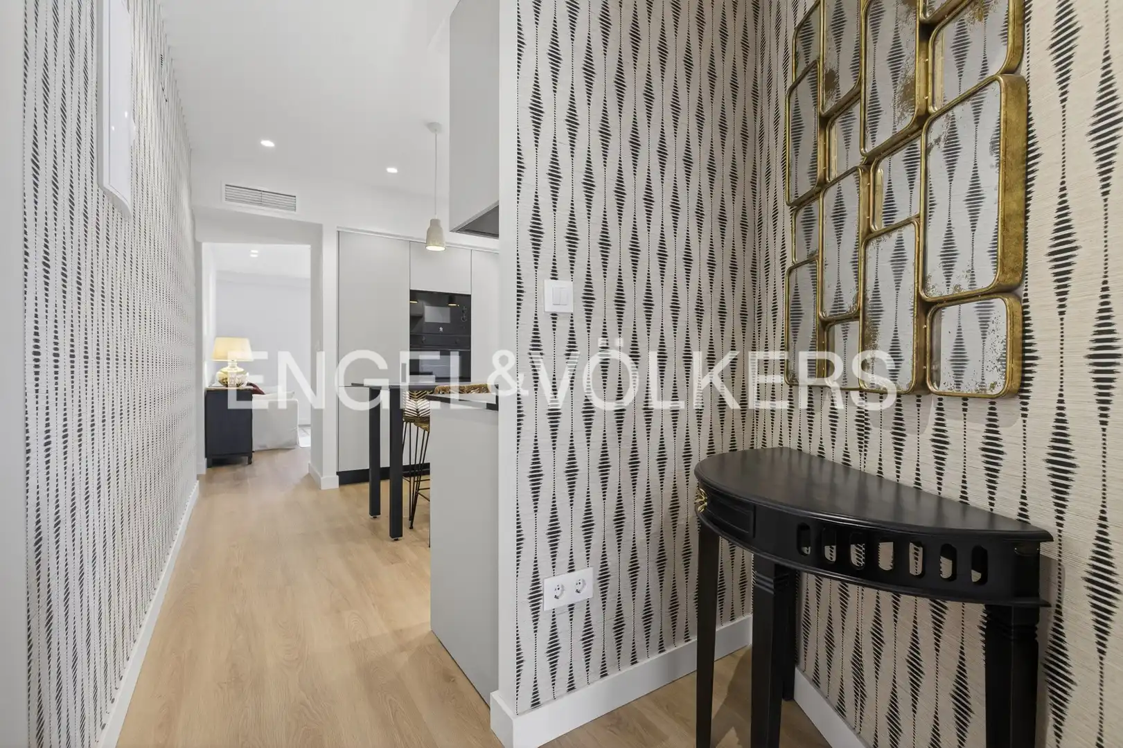 Balcony of Flat for sale in Sevilla  with Heating, Parquet flooring and Terrace