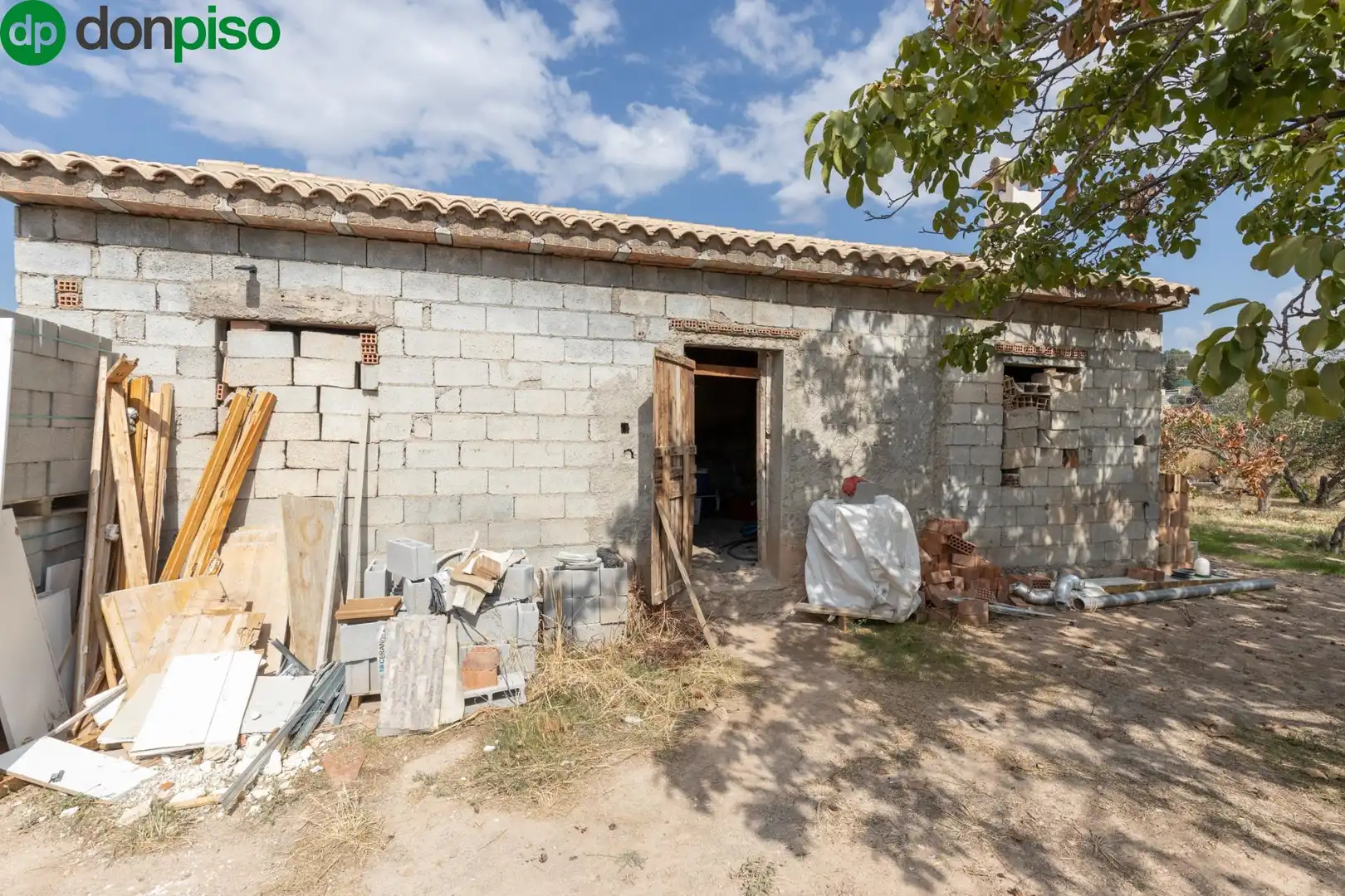 Country homes for sale in Avenida Avenida de Secanillo, Peligros