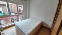 Bedroom of Flat to rent in  Madrid Capital  with Heating, Terrace and Furnished