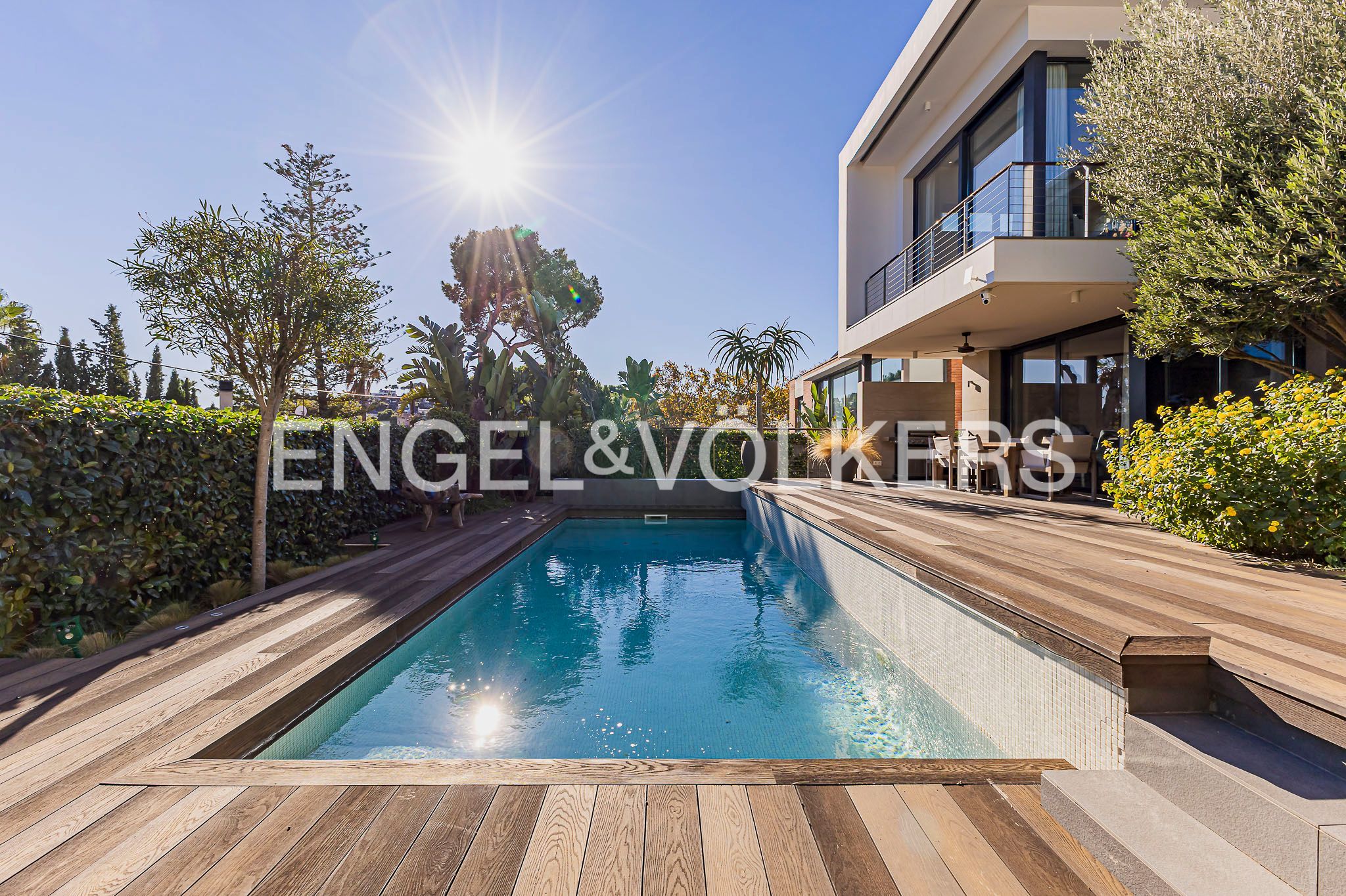 Swimming pool of House or chalet for sale in Castelldefels  with Air Conditioner, Heating and Private garden