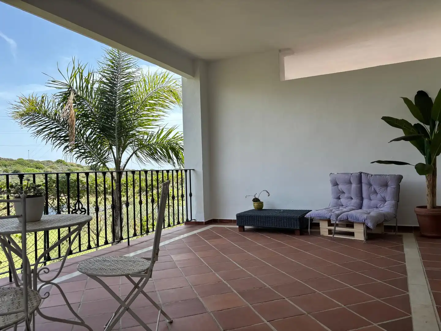 Terrassa de Casa adosada de lloguer en Estepona amb Aire condicionat, Terrassa i Piscina
