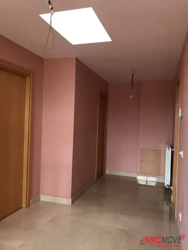 Adossat amb piscina en venda a Haro, imagen 11