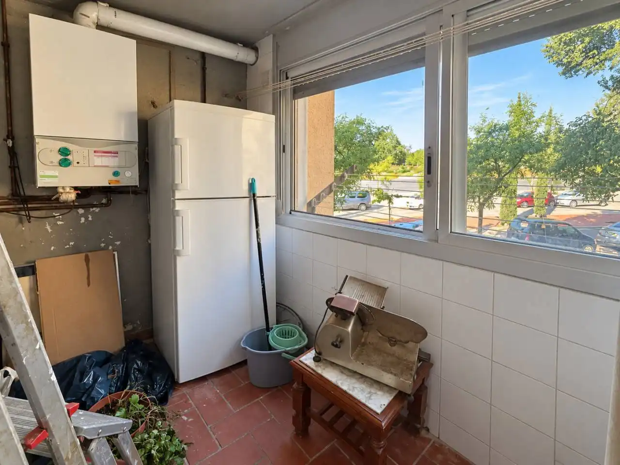 Küche von Wohnung zum Verkauf in Sabadell mit Klimaanlage, Heizung und Abstellraum