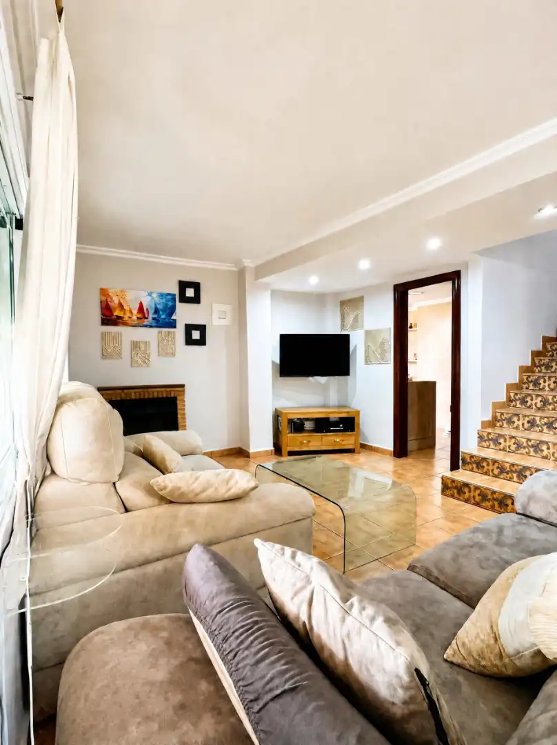 Sala de estar de Casa o chalet en venta en Montserrat con Jardín privado, Terraza y Trastero