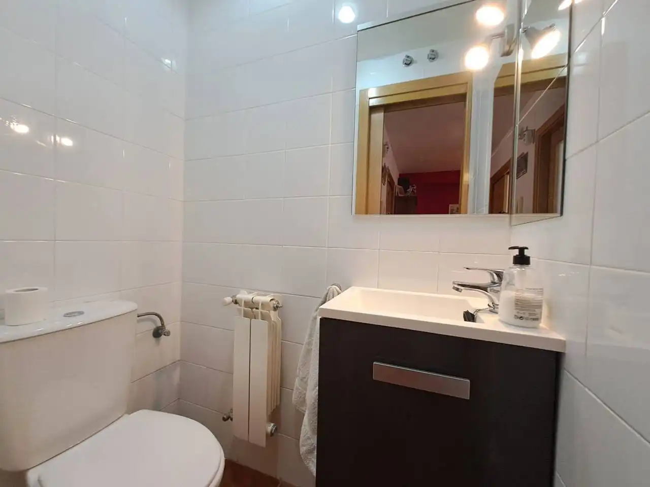 Baño de Casa o chalet en venta en Valdorros con Calefacción, Jardín privado y Parquet