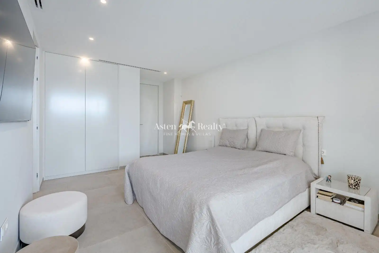 Bedroom of Houses for sale in Adeje  with Air Conditioner, Terrace and Swimming Pool