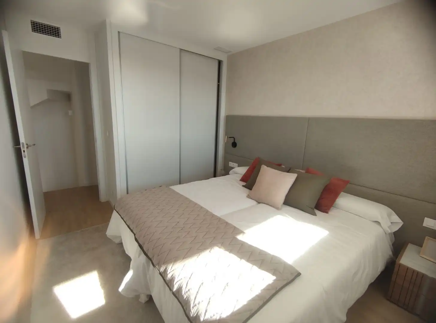 Habitación de Casa o chalet en venta en Polop con Aire acondicionado, Calefacción y Jardín privado