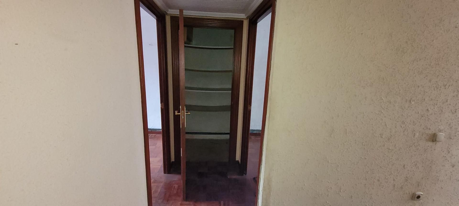 Flat for sale in  Zaragoza Capital  with Heating