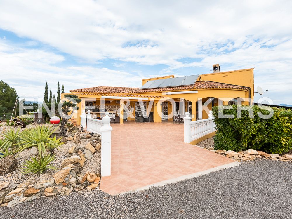 Exterior view of House or chalet for sale in Càlig  with Air Conditioner, Heating and Storage room