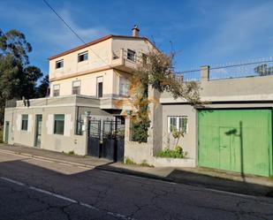 Vista exterior de Casa o xalet en venda en Vigo  amb Calefacció, Terrassa i Traster