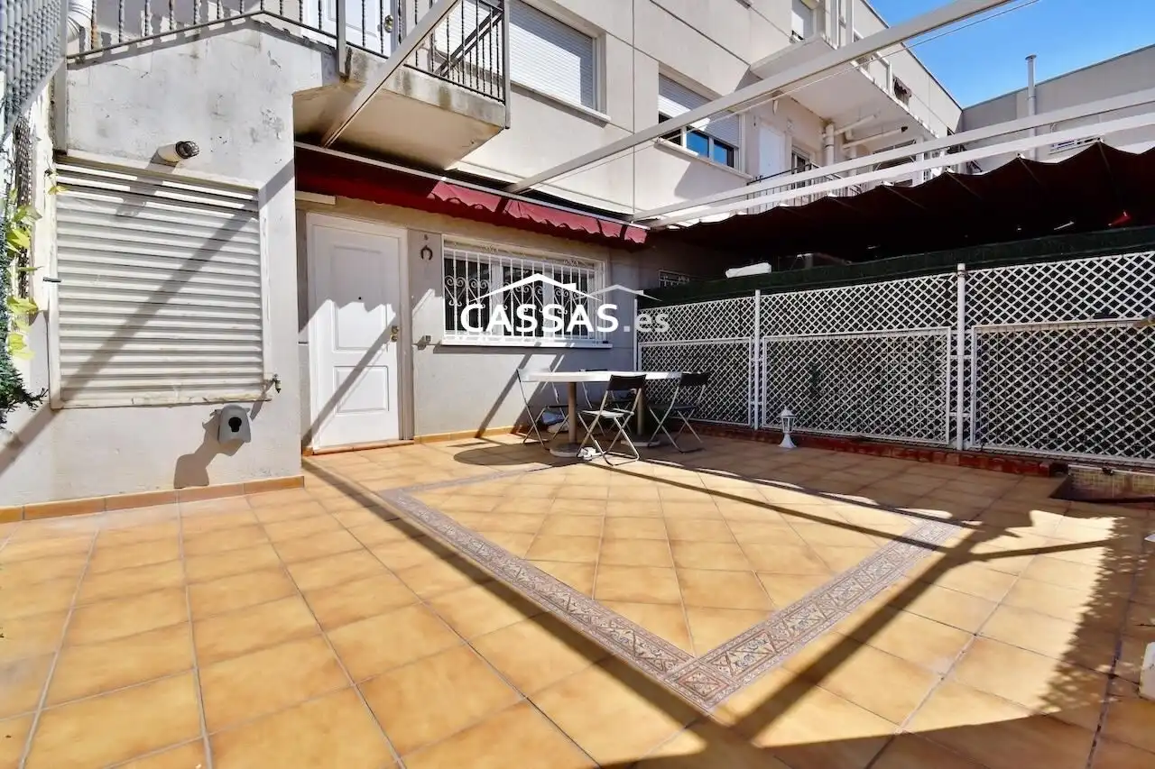 Terraza de Planta baja en venta en Torrejón de Ardoz con Aire acondicionado y Piscina comunitaria