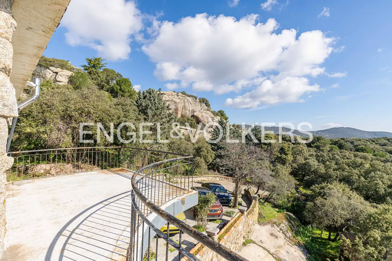 Terrace of Houses for sale in Hoyo de Manzanares  with Air Conditioner, Heating and Private garden